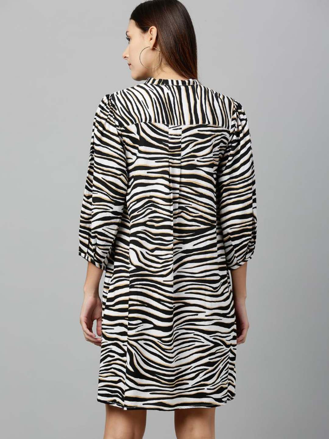 Animal printed shirt dress with three quarter sleeves