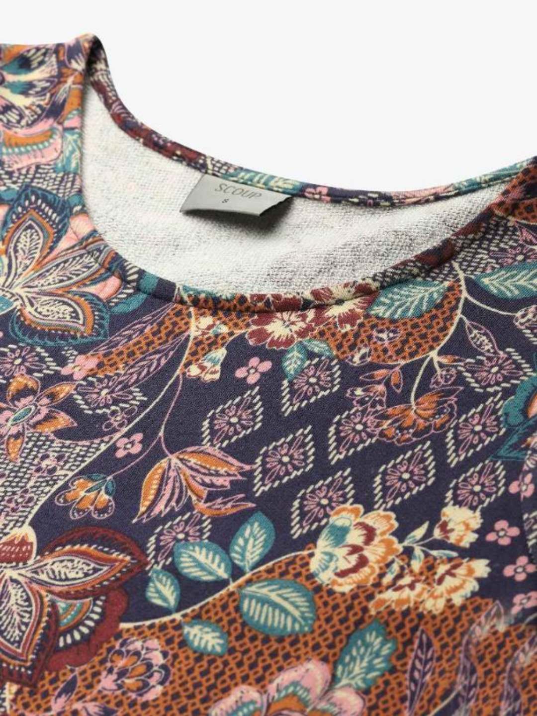 Printed Shift Dress with puff sleeves