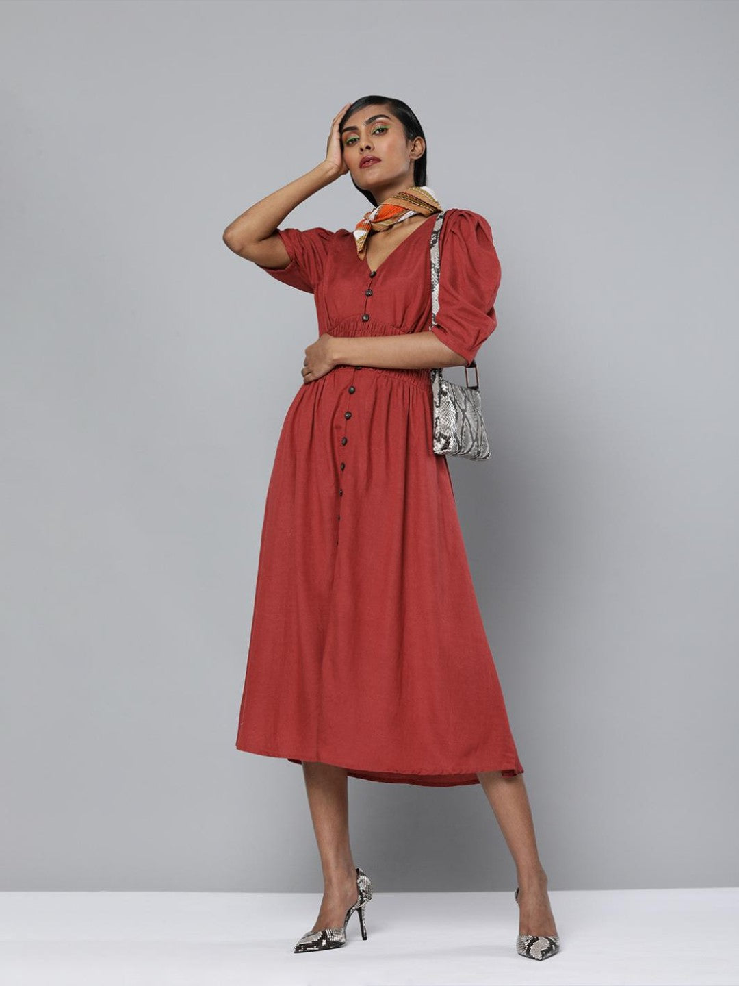 Scoup Puff Sleeves Front buttoned dress