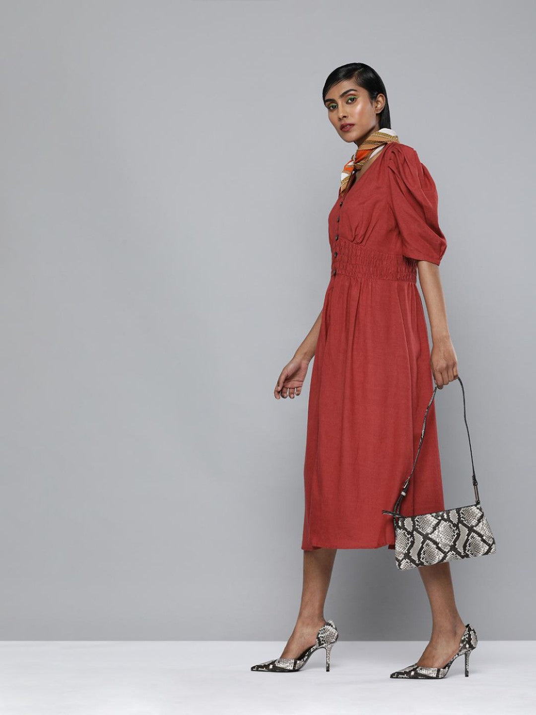 Scoup Puff Sleeves Front buttoned dress