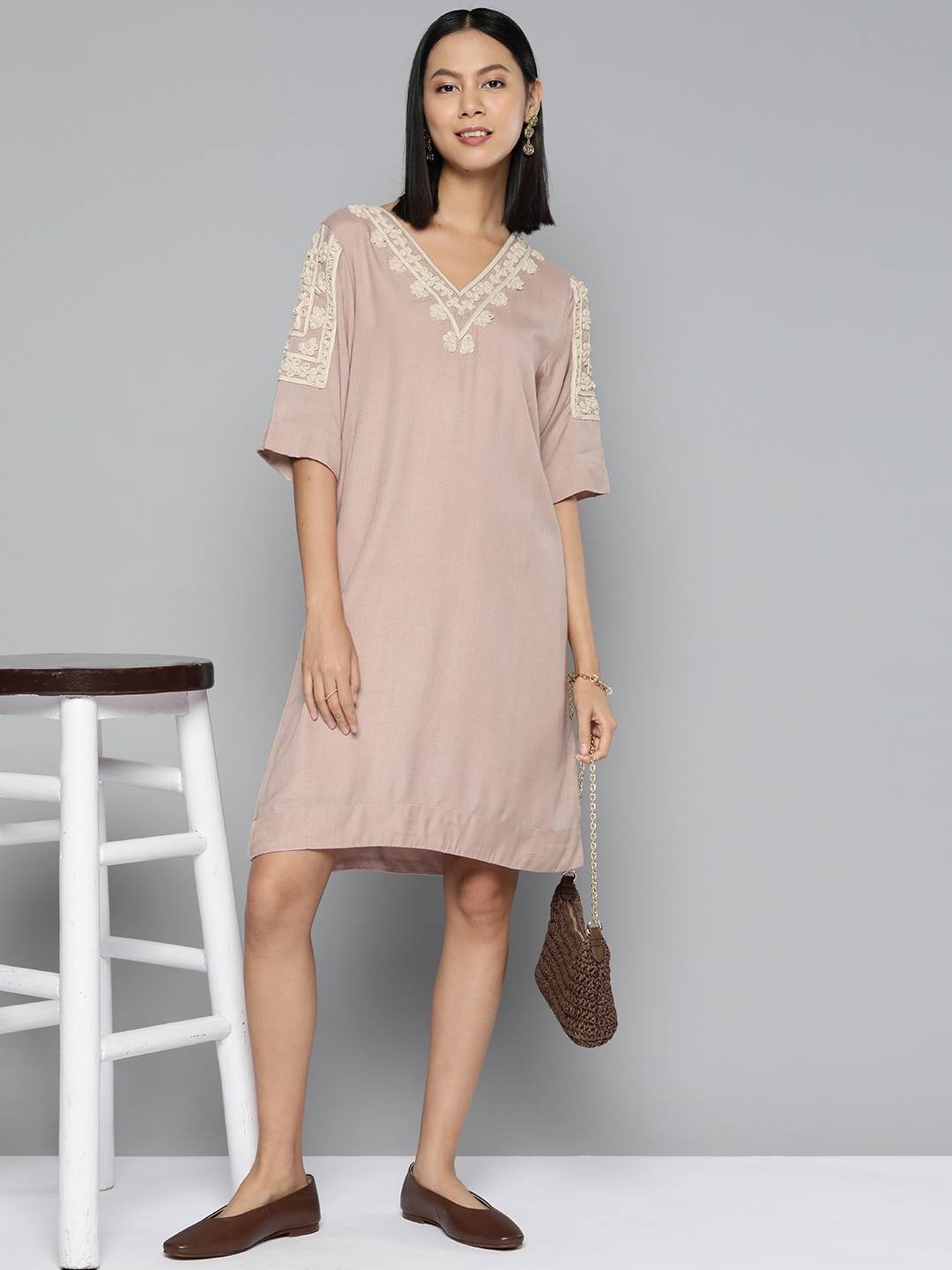 Scoup Thread work dusty pink dress