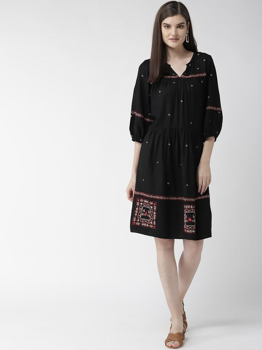 Scoup Embroidered Black Dress