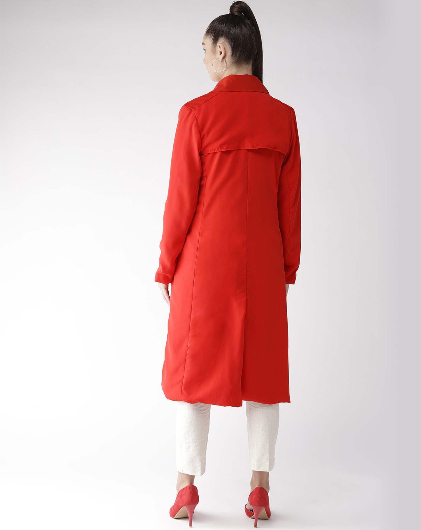 Scoup Red Front opened Over Coat