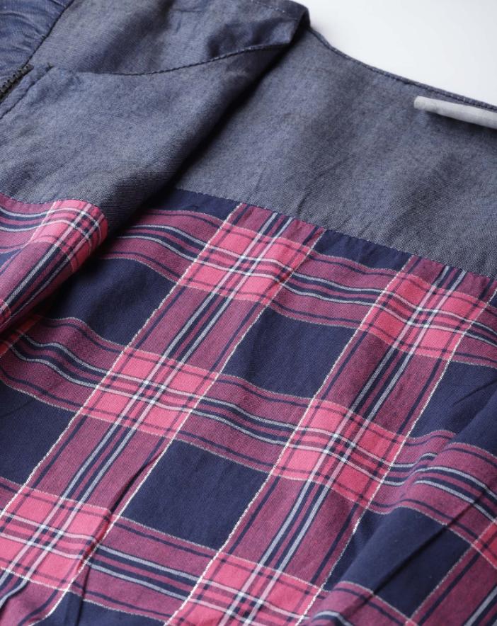 Chambray Jacket with front zipper & Pockets