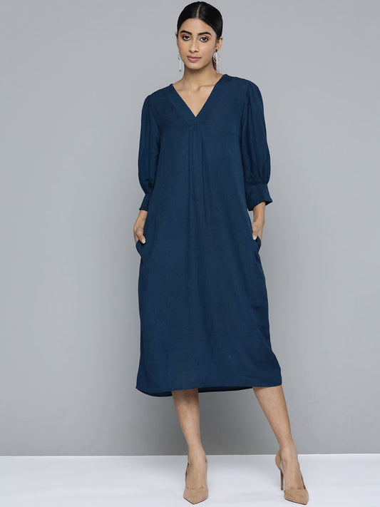 Scoup navy-v-neck-front-pleat-deailed-dress