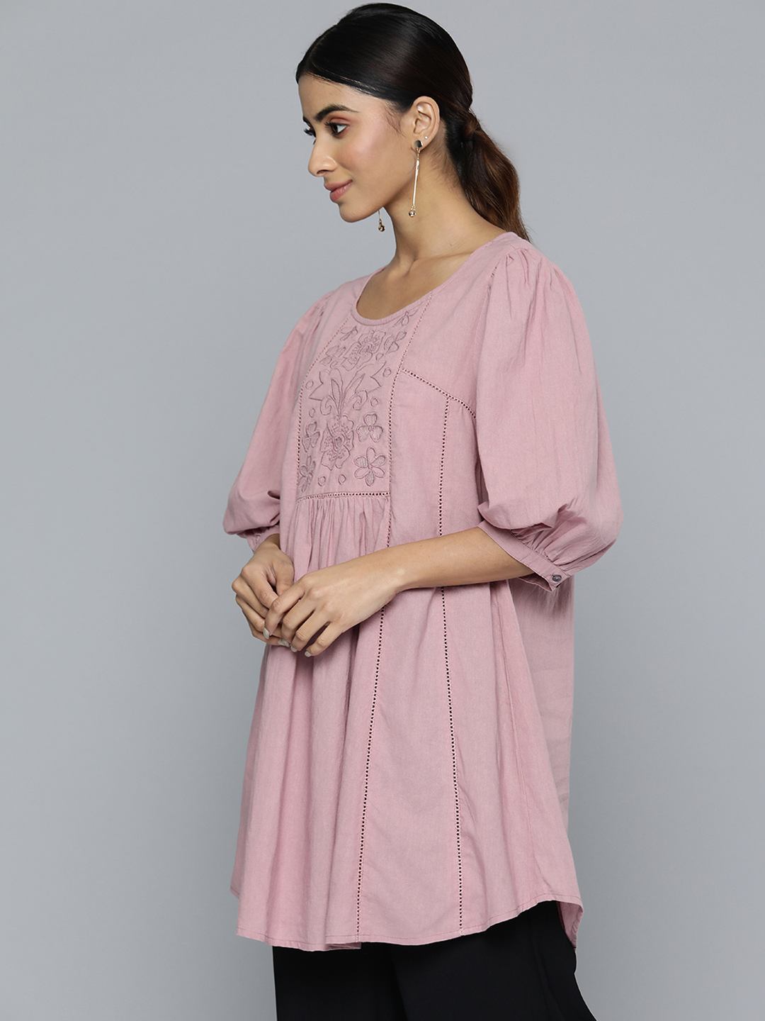 Scoup purple-applique-and-lace-detail-embroidered-tunic