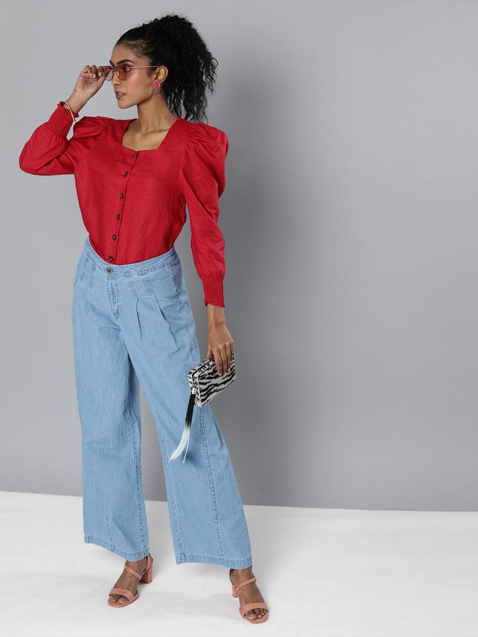 Volume Sleeves Linen Top