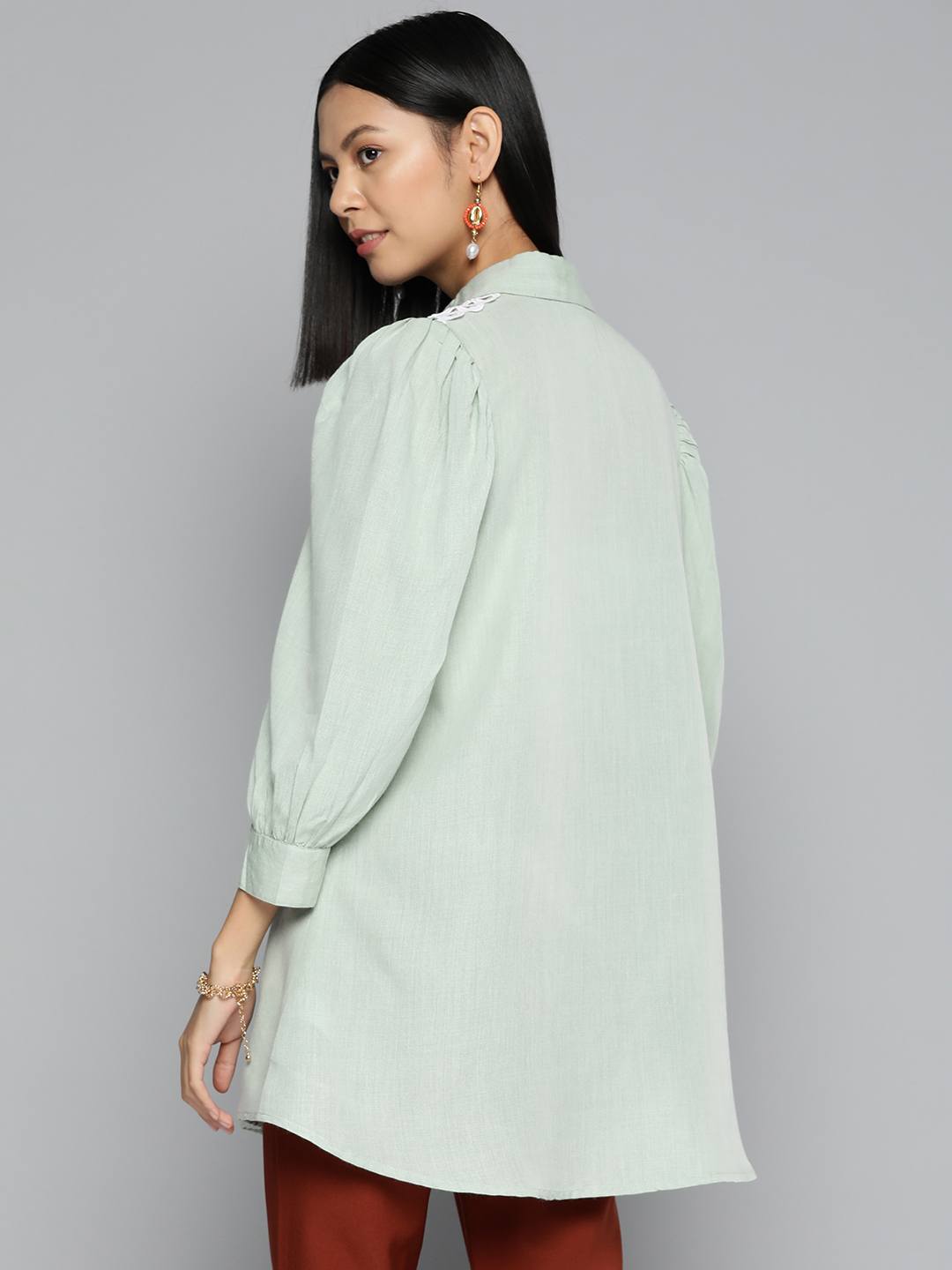 Lace detail light green tunic