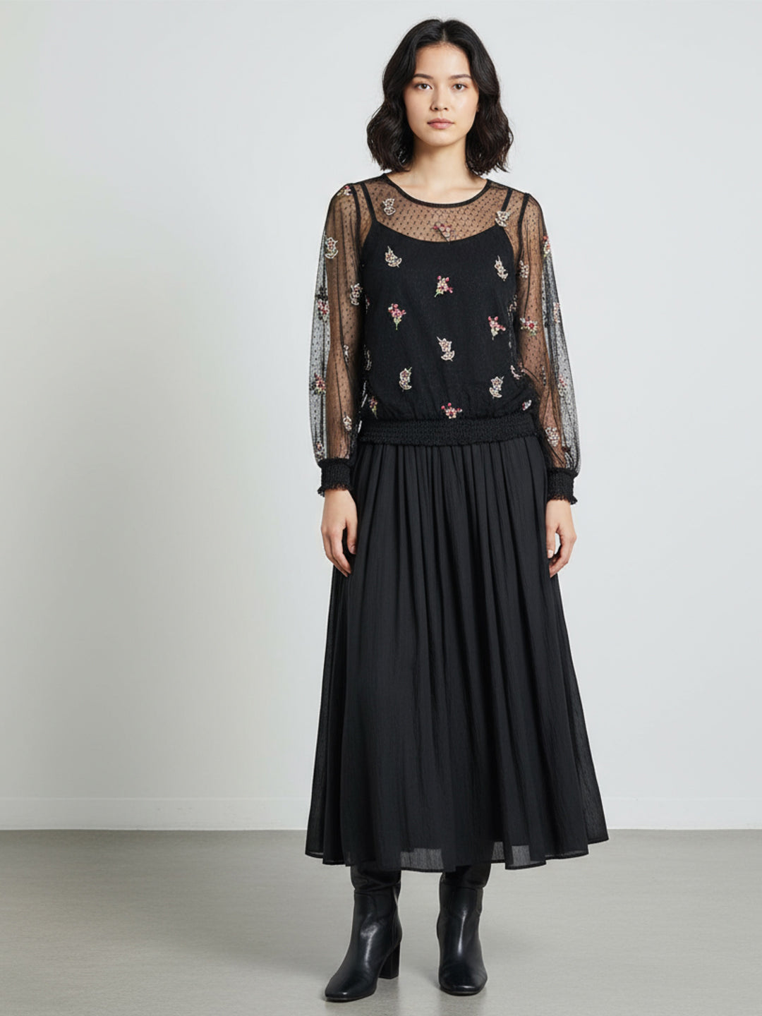 Scoup Women's embroidered-mesh-top-long-skirt-cord-set