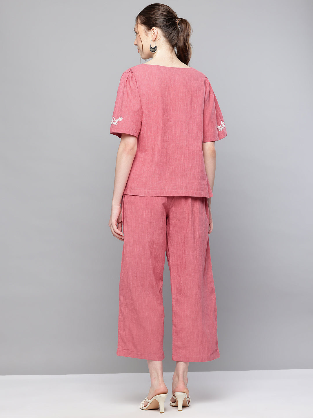 Cotton embroidered cordset