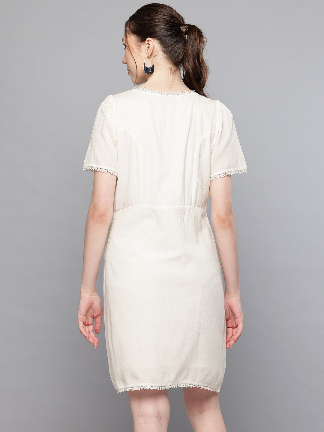 White short sleeve dress