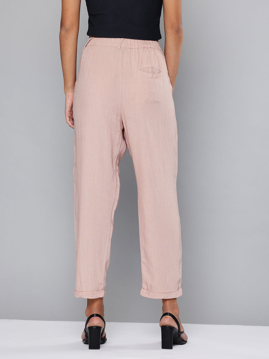 Straight fit pleated dusty pink trousers