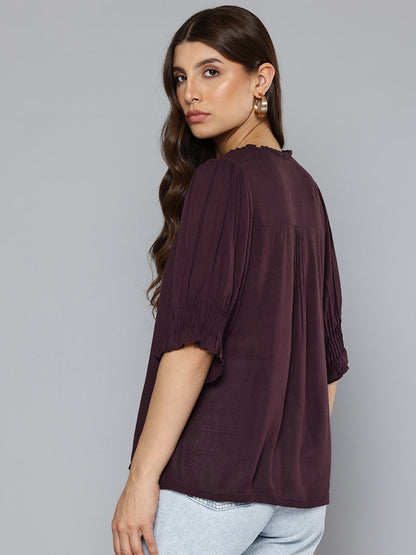 Pintuck details top