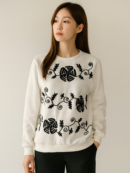 Embroidered Fleece Sweatshirt