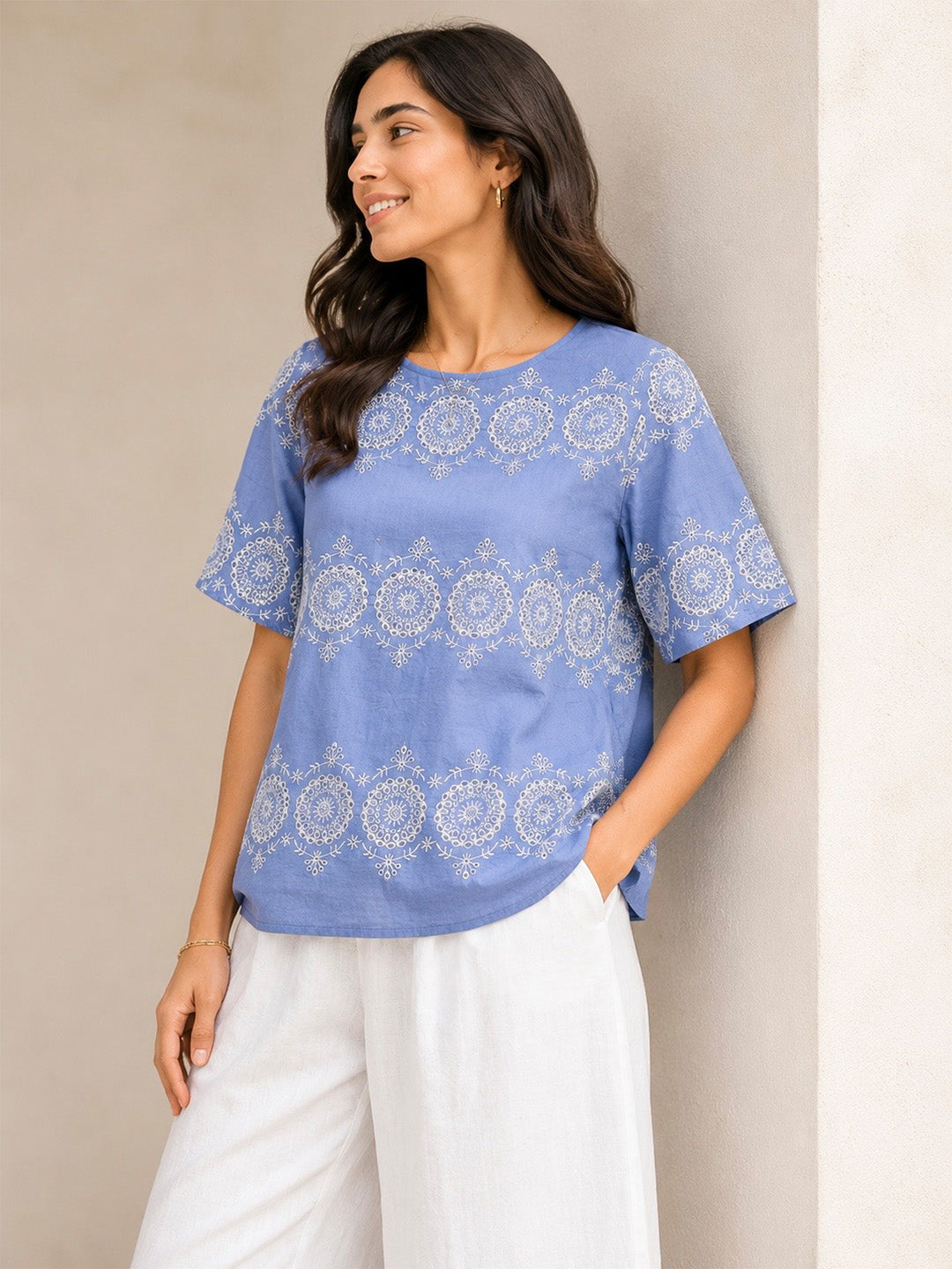 scoup-cotton-chambray-schiffli-top