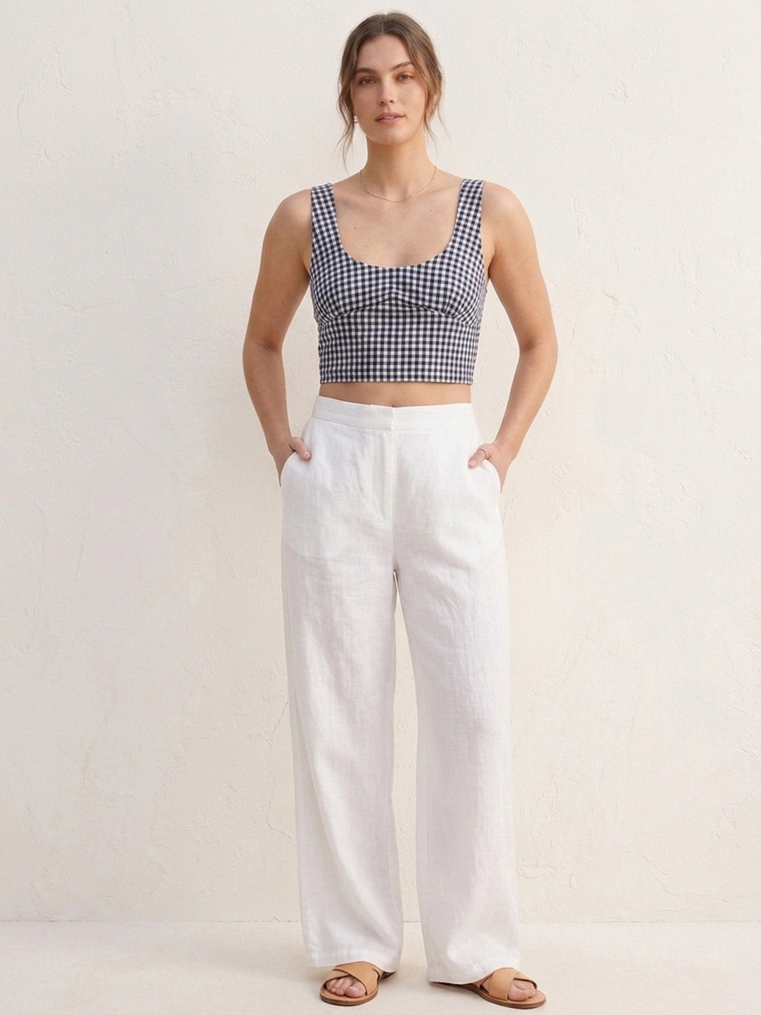 scoup-check-short-top