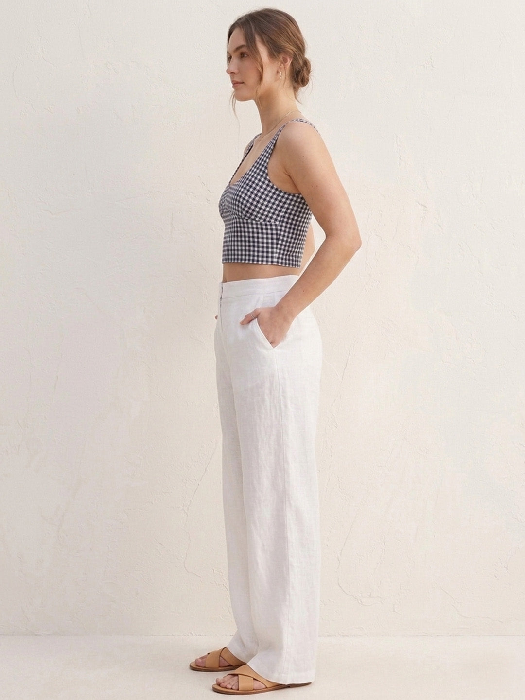 scoup-check-short-top