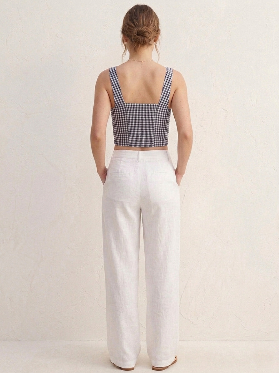 scoup-check-short-top