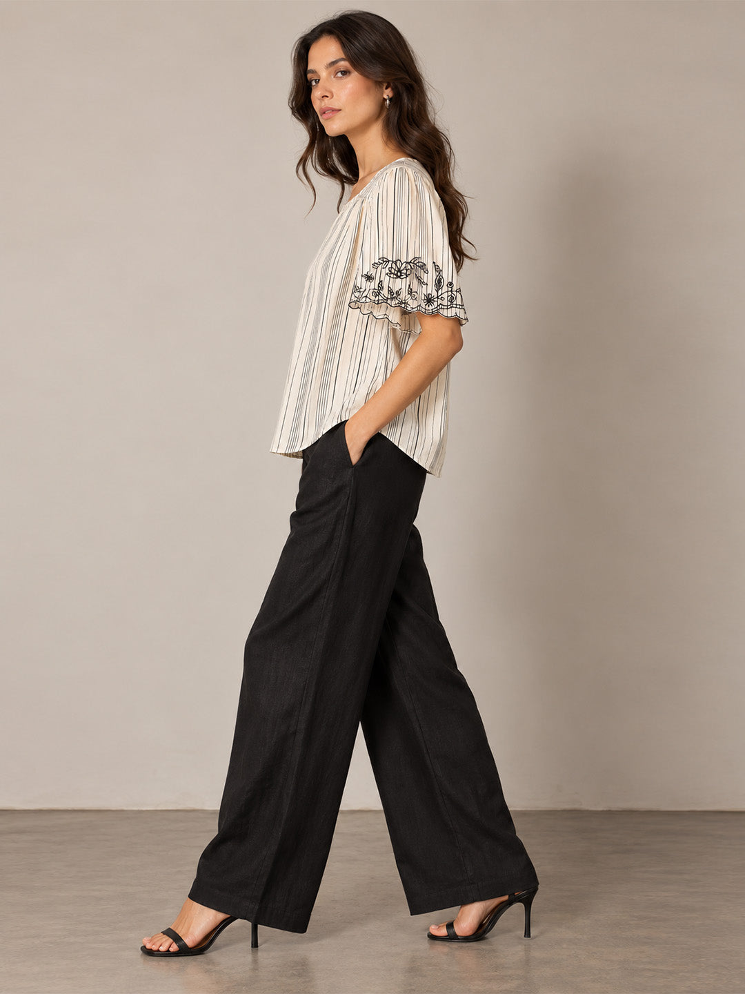 scoup-embroidered-stripe-top